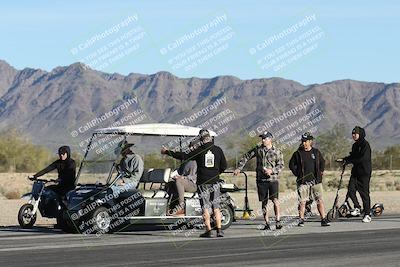 media/Jan-15-2026-Racers Edge (Thu) [[dfebeb70ab]]/1-Around the Pits-Track Walk/